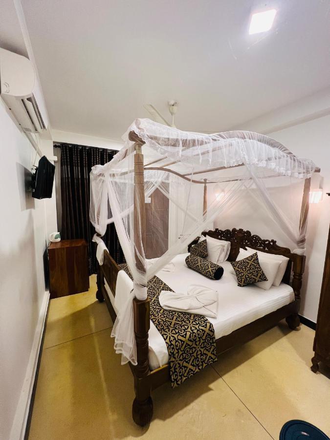 Top Secret Beach Hotel Matara Exterior foto