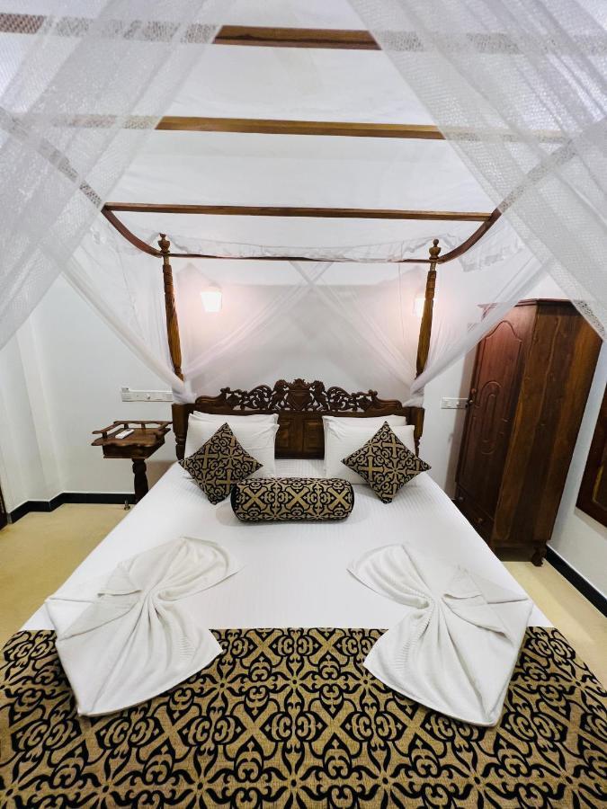Top Secret Beach Hotel Matara Exterior foto