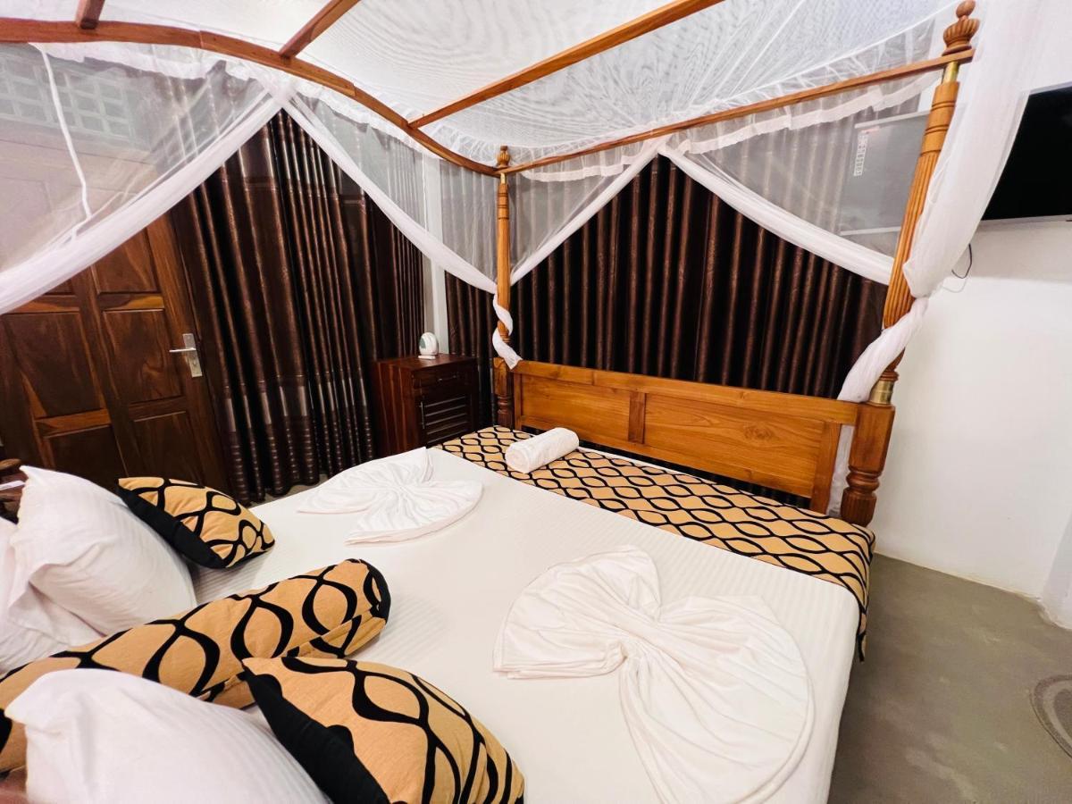 Top Secret Beach Hotel Matara Exterior foto