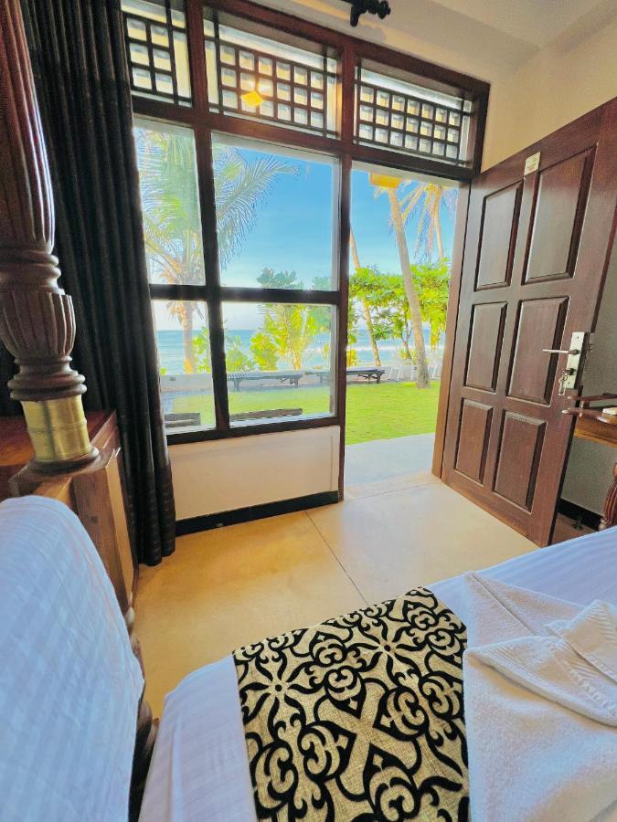 Top Secret Beach Hotel Matara Exterior foto